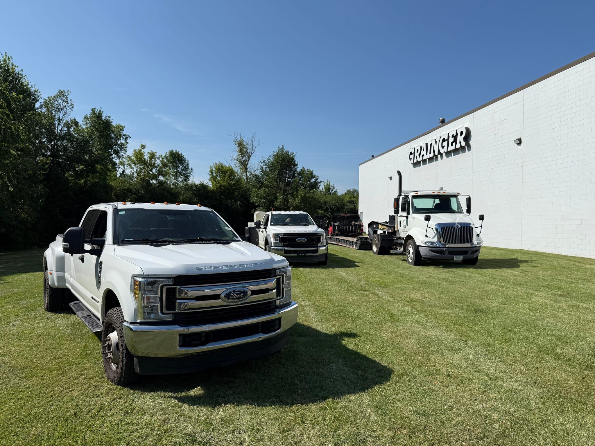 AUE Land heavy equipment fleet