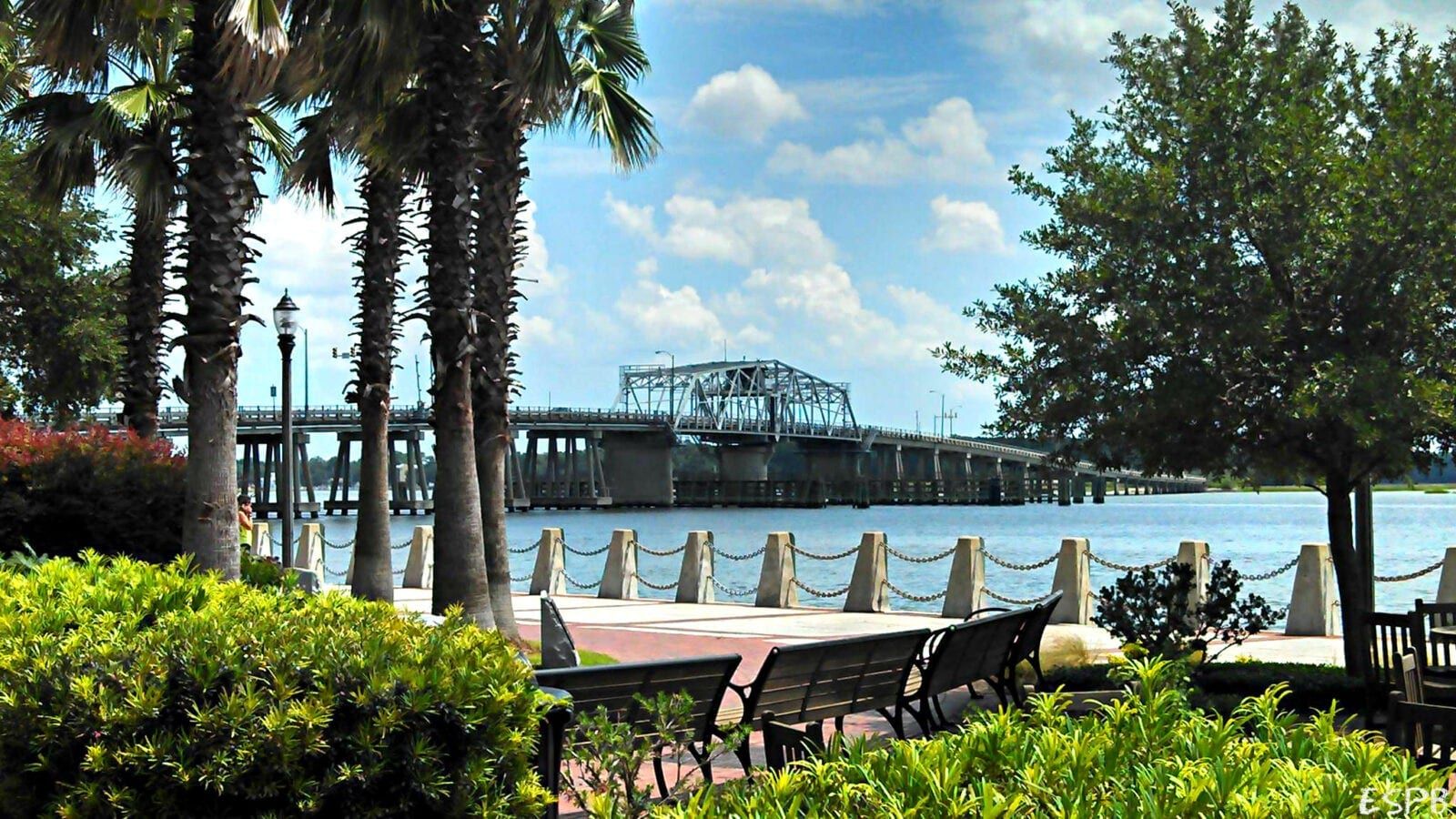 AUE Land stormwater equipment on a drainage job in Beaufort, SC